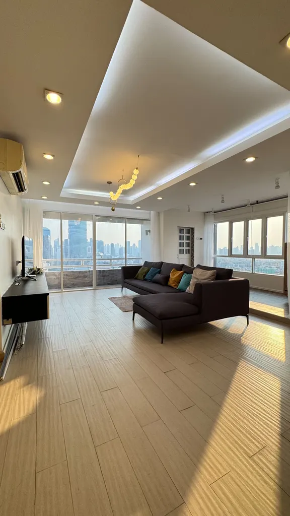 房源 DA-3364433 的照片 4：位于 Srivara Mansion Condominium 的 3 卧公寓（150 平方米）1