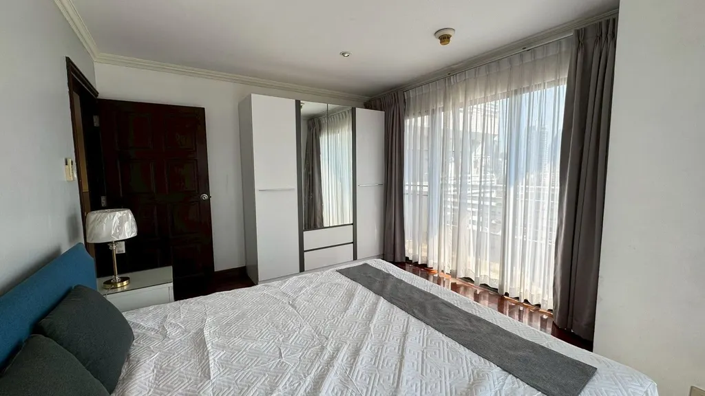 Photo 13 of listing DA-3364631: 3-bedroom condo (164 sq.m.) at Richmond Palace Condominium