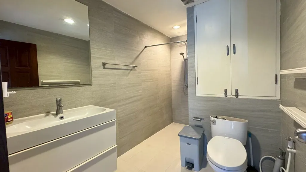 Photo 17 of listing DA-3364631: 3-bedroom condo (164 sq.m.) at Richmond Palace Condominium