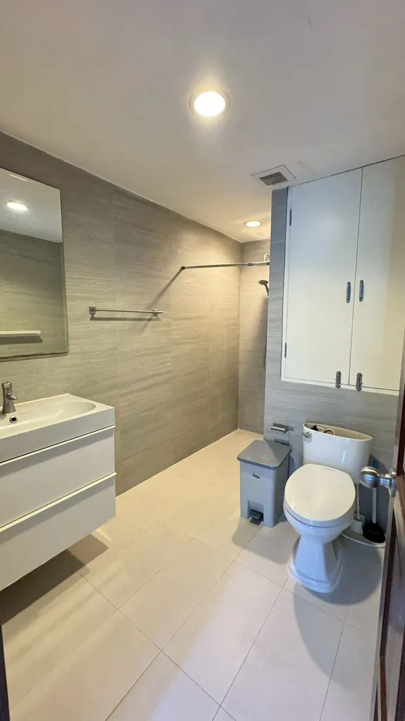 Photo 18 of listing DA-3364631: 3-bedroom condo (164 sq.m.) at Richmond Palace Condominium