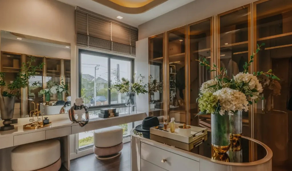Photo 3 of listing DA-3364976: 5-bedroom house (315 sq.m.) at Bangkok Boulevard Ramintra-Watcharapol