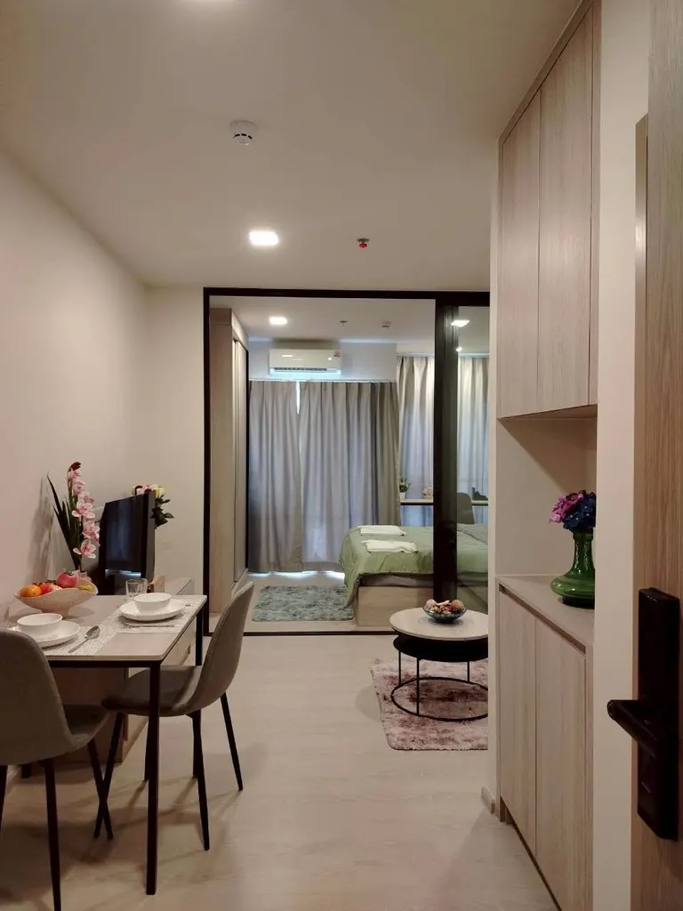 Photo 1 of listing DA-3365024: 1-bedroom condo (37 sq.m.) at FLO by Sansiri