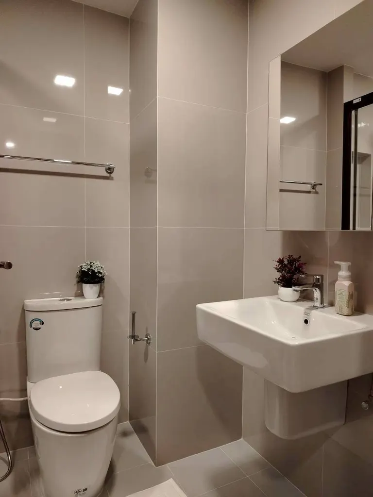 Photo 10 of listing DA-3365024: 1-bedroom condo (37 sq.m.) at FLO by Sansiri