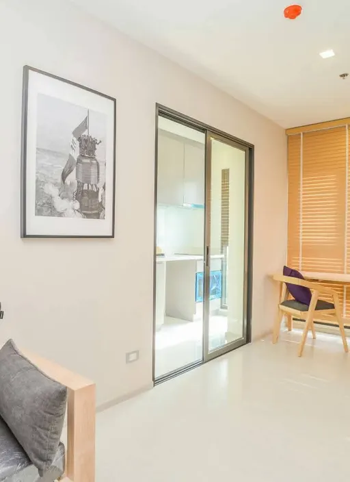 Photo 1 of listing DA-3365073: 1-bedroom condo (34 sq.m.) at Rhythm Sukhumvit 36-38