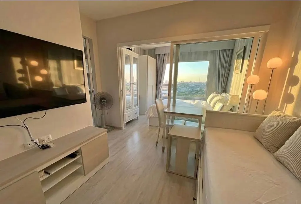 Photo 1 of listing DA-3365531: 1-bedroom condo (26 sq.m.) at Aspire Ratchada - Wongsawang