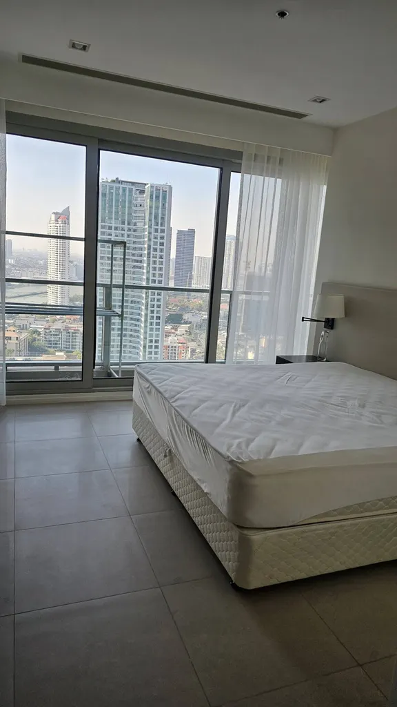 The River Condominium 2卧公寓（138 平方米）的卧室（景观3）