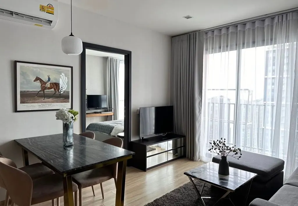 Photo 2 of listing DA-3366045: 2-bedroom condo (51 sq.m.) at The Base Garden Rama 9