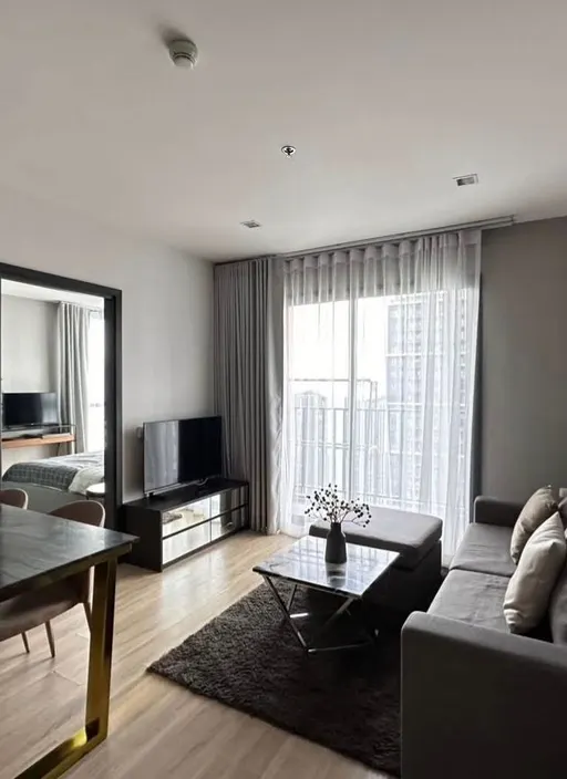 Photo 1 of listing DA-3366045: 2-bedroom condo (51 sq.m.) at The Base Garden Rama 9