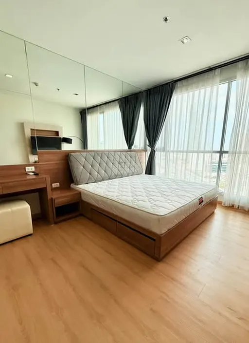 Photo 1 of listing DA-3366050: 2-bedroom condo (68 sq.m.) at Rhythm Sathorn
