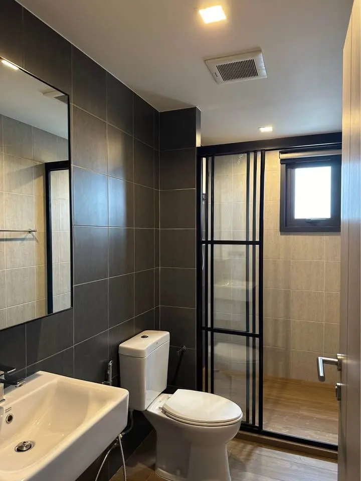 Photo 13 of listing DA-3366055: 2-bedroom condo (51 sq.m.) at The Base Garden Rama 9