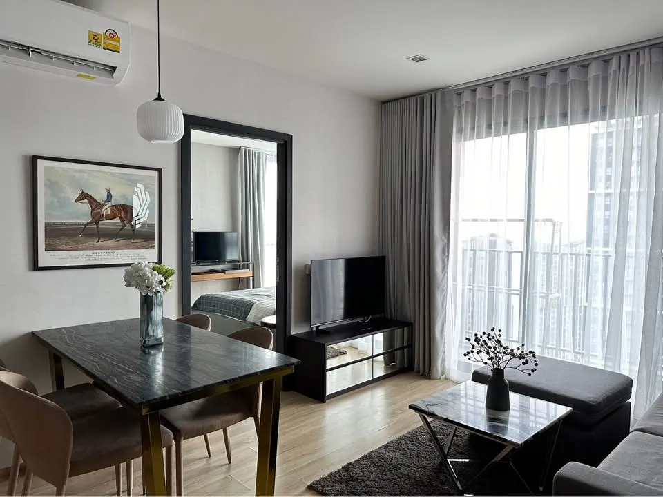 Photo 2 of listing DA-3366055: 2-bedroom condo (51 sq.m.) at The Base Garden Rama 9