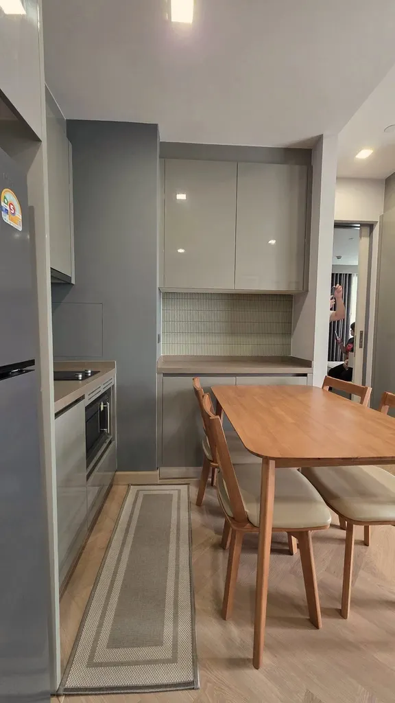Photo 7 of listing DA-3367231: 1-bedroom condo (51 sq.m.) at M Silom