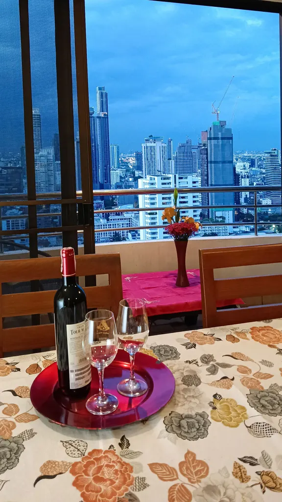 房源 DA-3367303 的第 6 张照片：位于 Top View Tower Condominium 的 3 卧公寓（136.32 平方米）