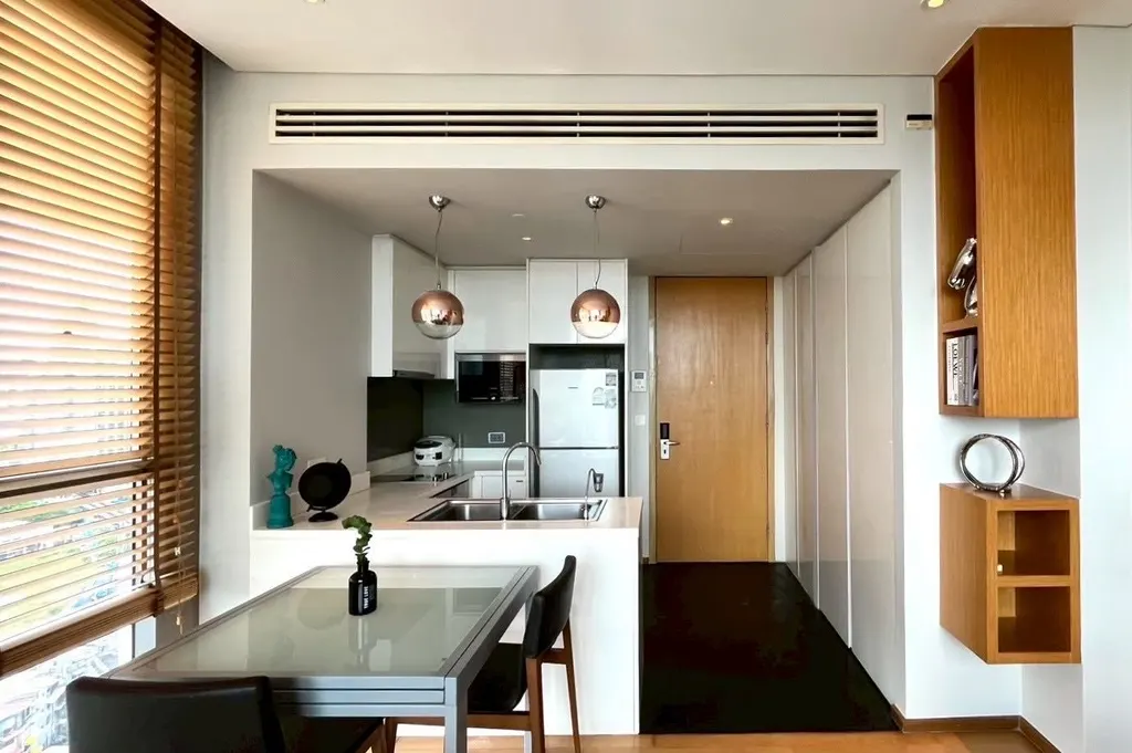 Photo 3 of listing DA-3367384: 1-bedroom condo (56 sq.m.) at Aequa Sukhumvit 49 Condominium