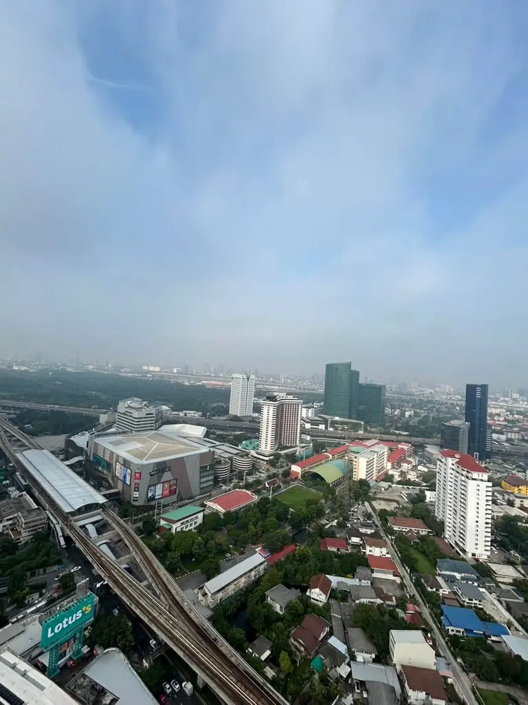 Photo 22 of listing DA-3367485: 2-bedroom condo (65 sq.m.) at Life Phahon-Ladprao