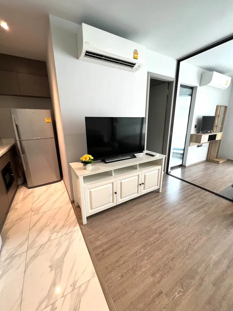 Photo 2 of listing DA-3367549: 1-bedroom condo (35 sq.m.) at Rhythm Ekkamai