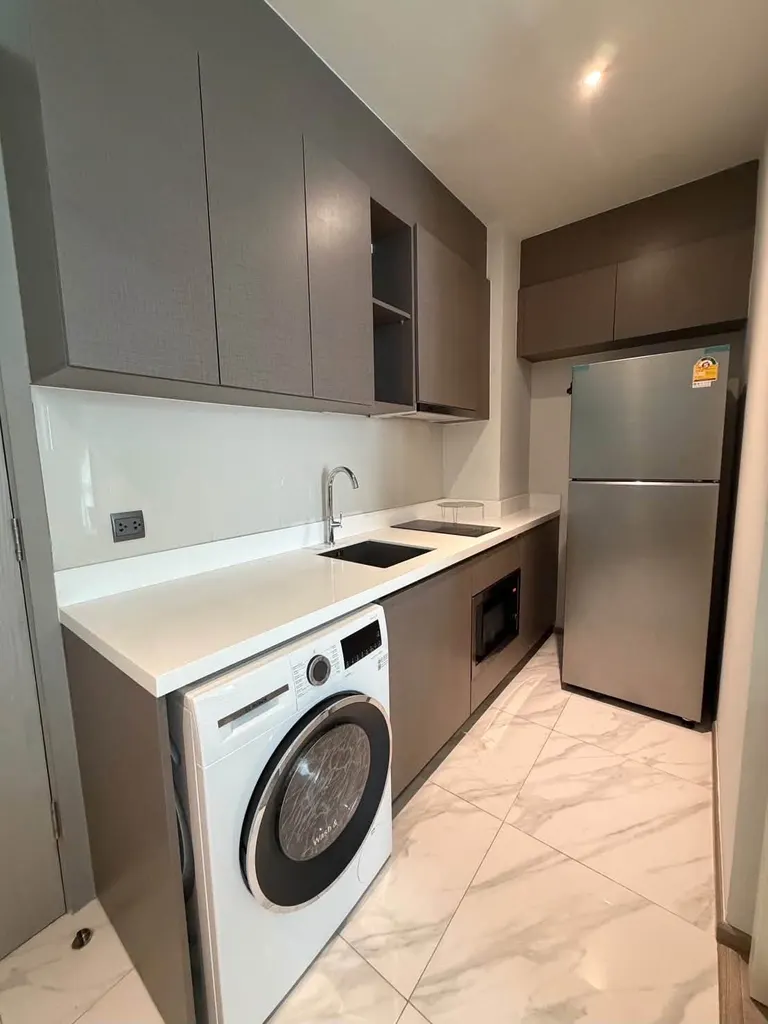 Photo 3 of listing DA-3367549: 1-bedroom condo (35 sq.m.) at Rhythm Ekkamai