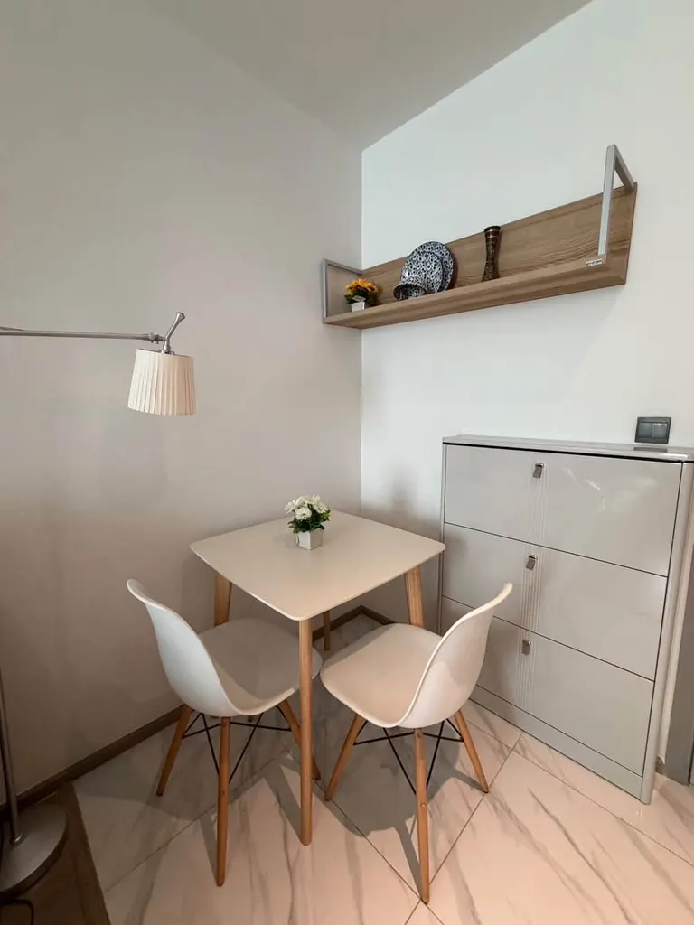 Photo 4 of listing DA-3367549: 1-bedroom condo (35 sq.m.) at Rhythm Ekkamai