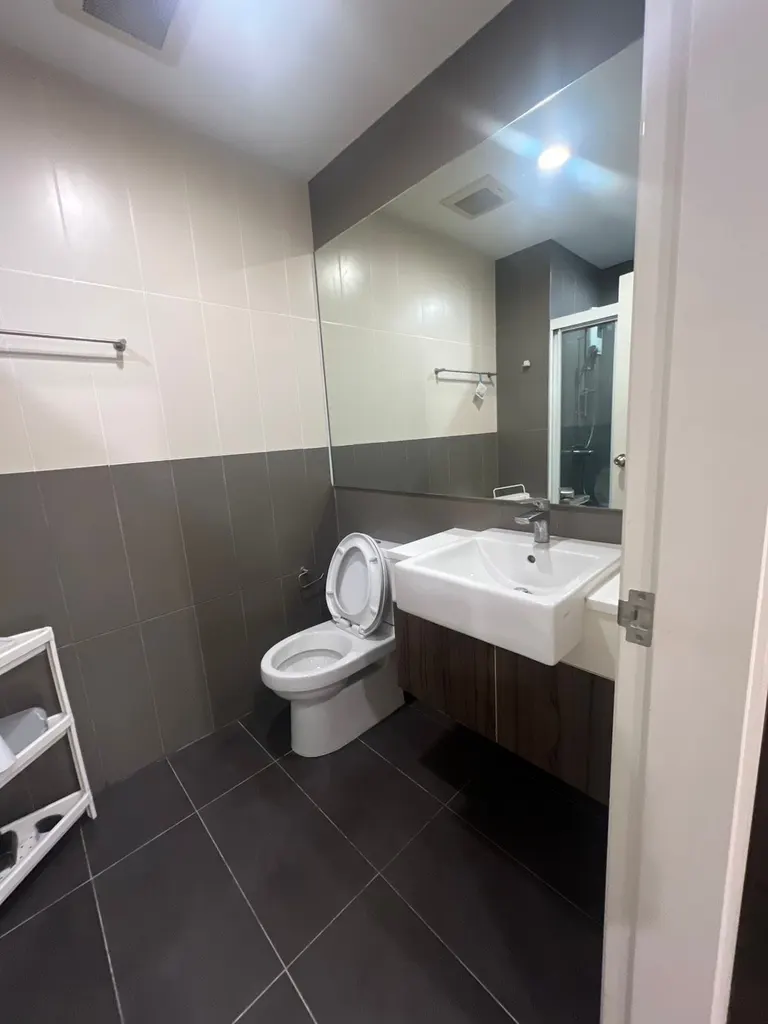 Photo 5 of listing DA-3367707: 1-bedroom condo (33 sq.m.) at Centric Ratchada - Huai Khwang
