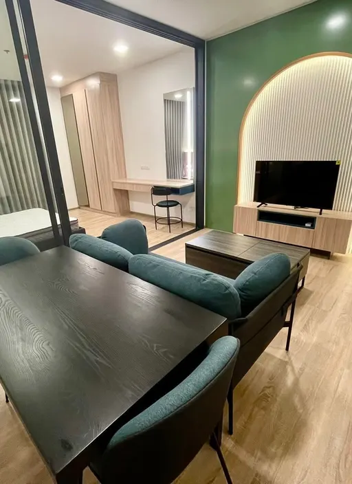 Photo 1 of listing DA-3367946: 1-bedroom condo (42 sq.m.) at XT Phayathai