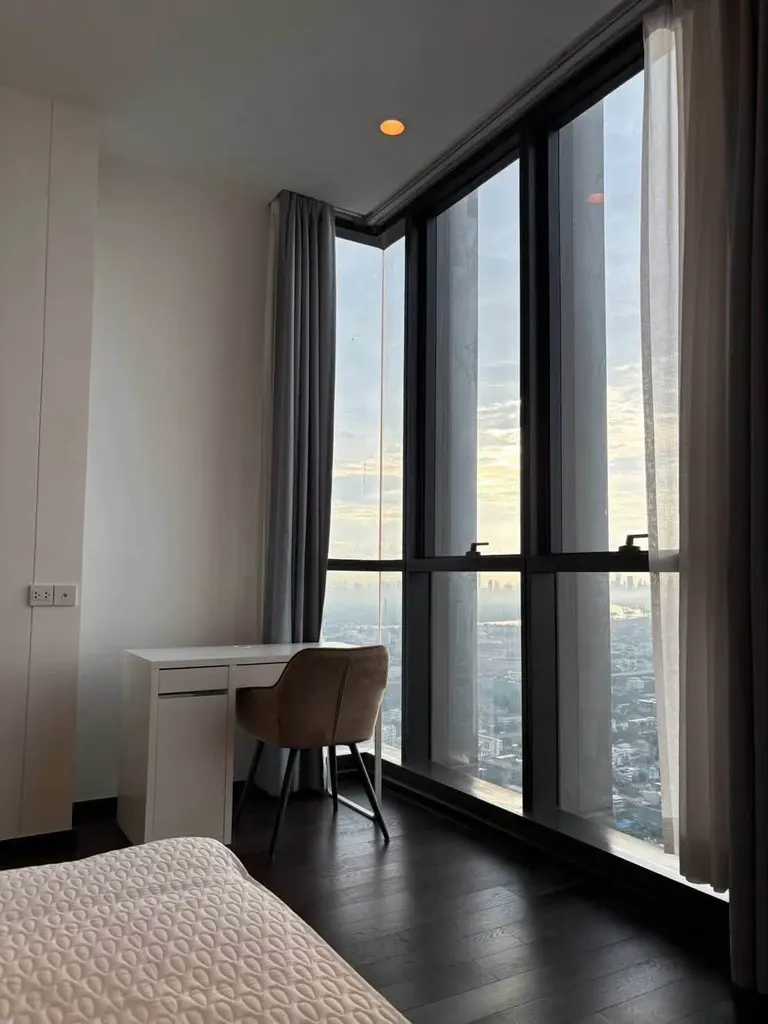 Photo 15 of listing DA-3368698: 4-bedroom condo (202 sq.m.) at Whizdom Essence Sukhumvit