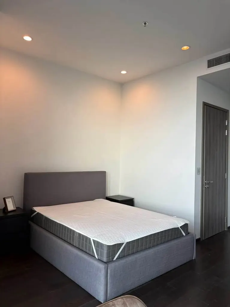 Photo 16 of listing DA-3368698: 4-bedroom condo (202 sq.m.) at Whizdom Essence Sukhumvit