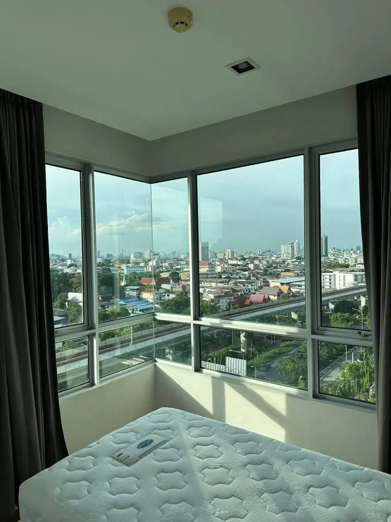 Photo 4 of listing DA-3369132: 2-bedroom condo (81 sq.m.) at The Room Sathorn-Taksin