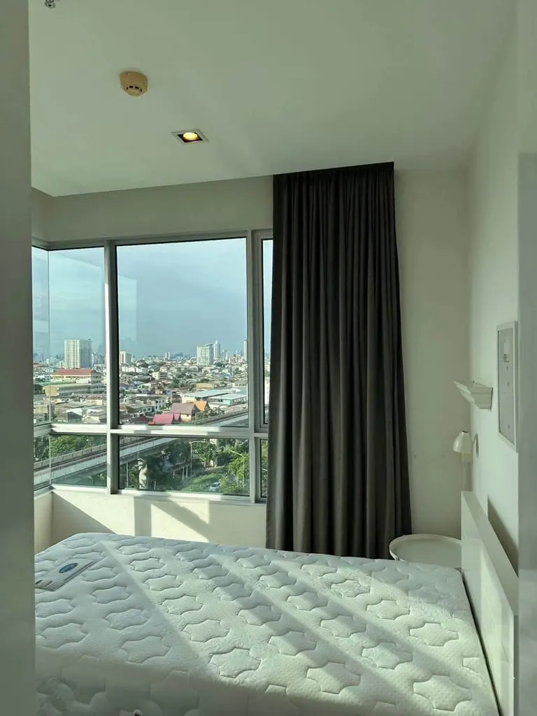 Photo 5 of listing DA-3369132: 2-bedroom condo (81 sq.m.) at The Room Sathorn-Taksin