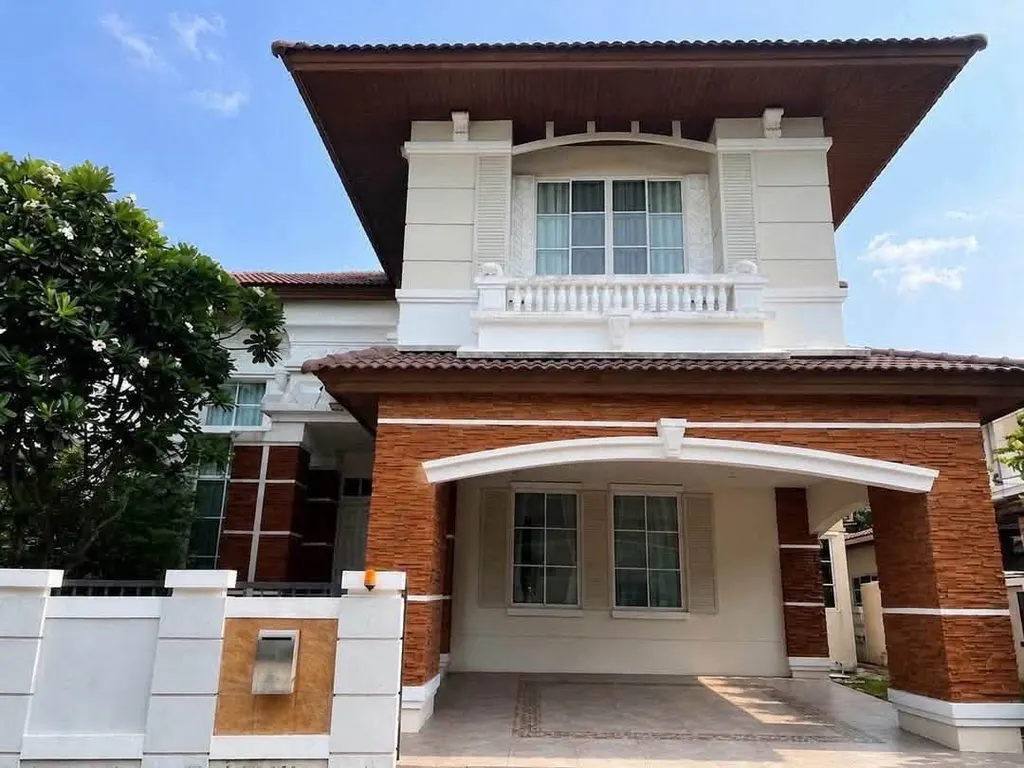 Photo 1 of listing DA-3369144: 4-bedroom house (500 sq.m.) at The City Pinklao - Borom