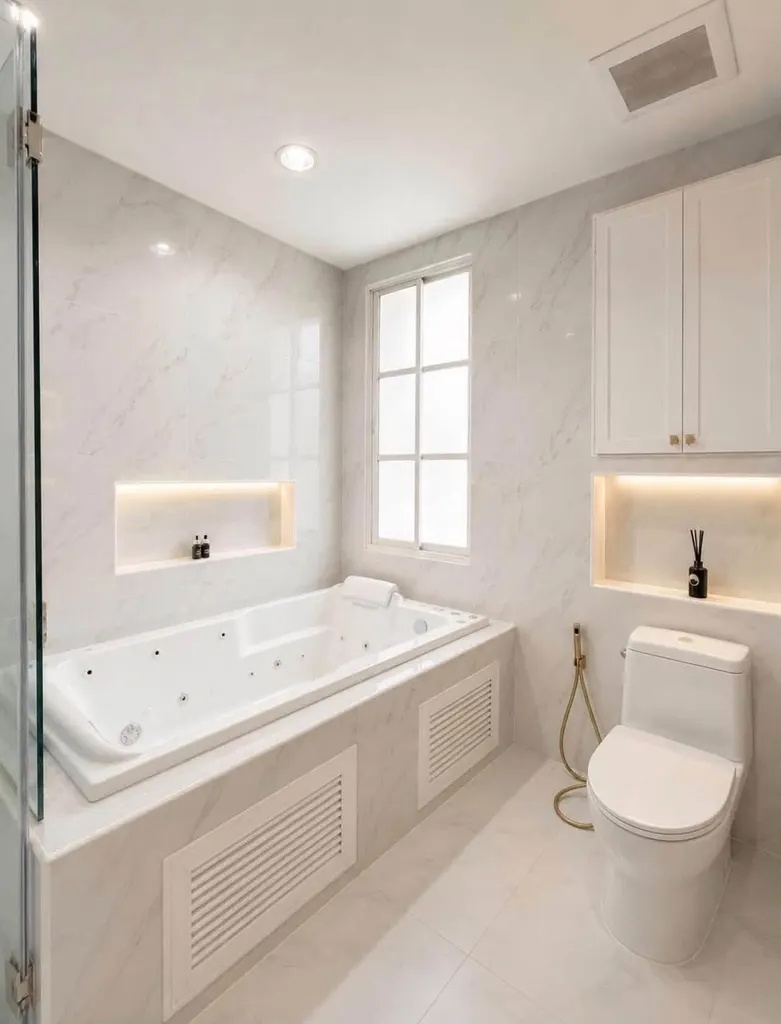 Photo 10 of listing DA-3369144: 4-bedroom house (500 sq.m.) at The City Pinklao - Borom