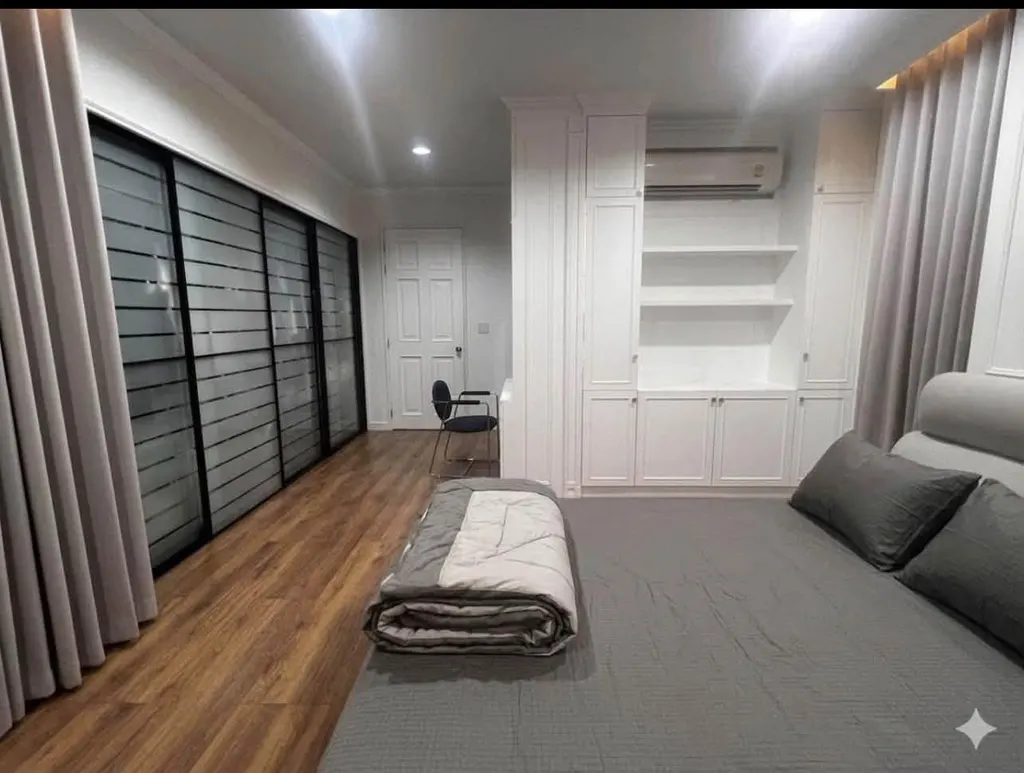 Photo 16 of listing DA-3369144: 4-bedroom house (500 sq.m.) at The City Pinklao - Borom