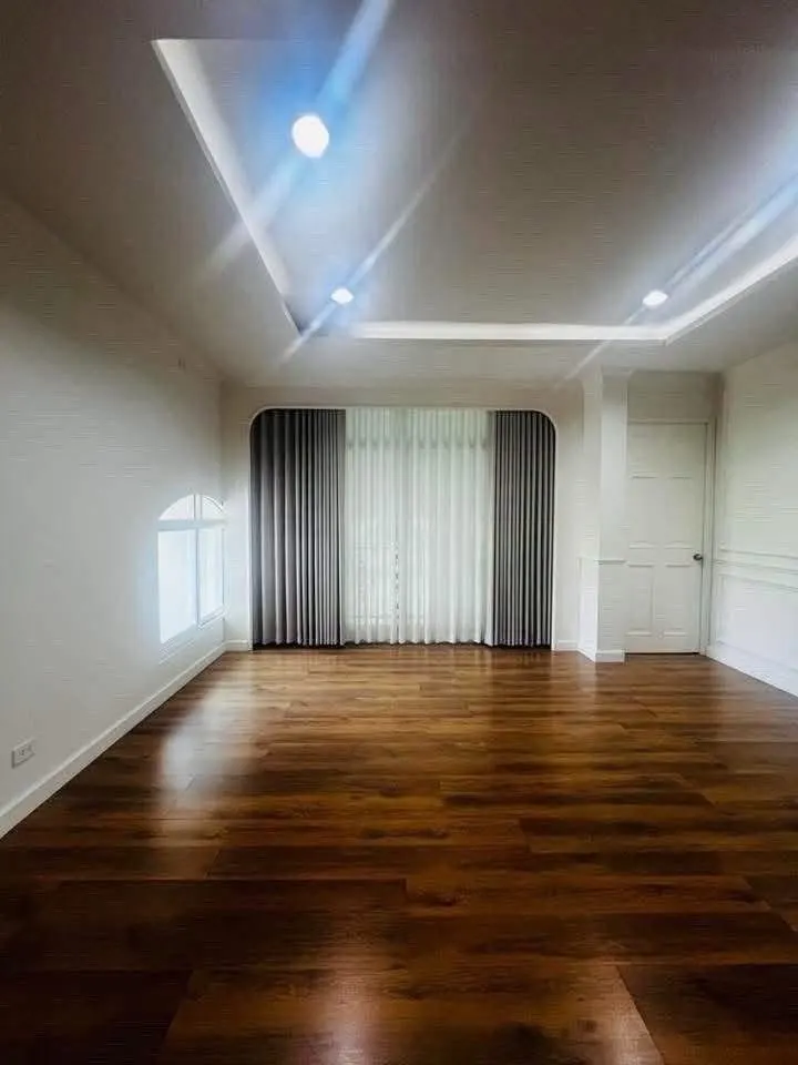 Photo 7 of listing DA-3369144: 4-bedroom house (500 sq.m.) at The City Pinklao - Borom