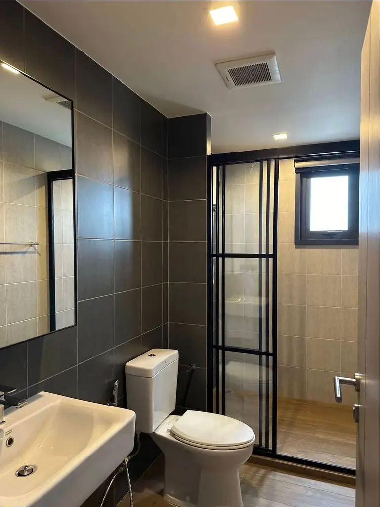 Photo 11 of listing DA-3369311: 2-bedroom condo (51 sq.m.) at The Base Garden Rama 9