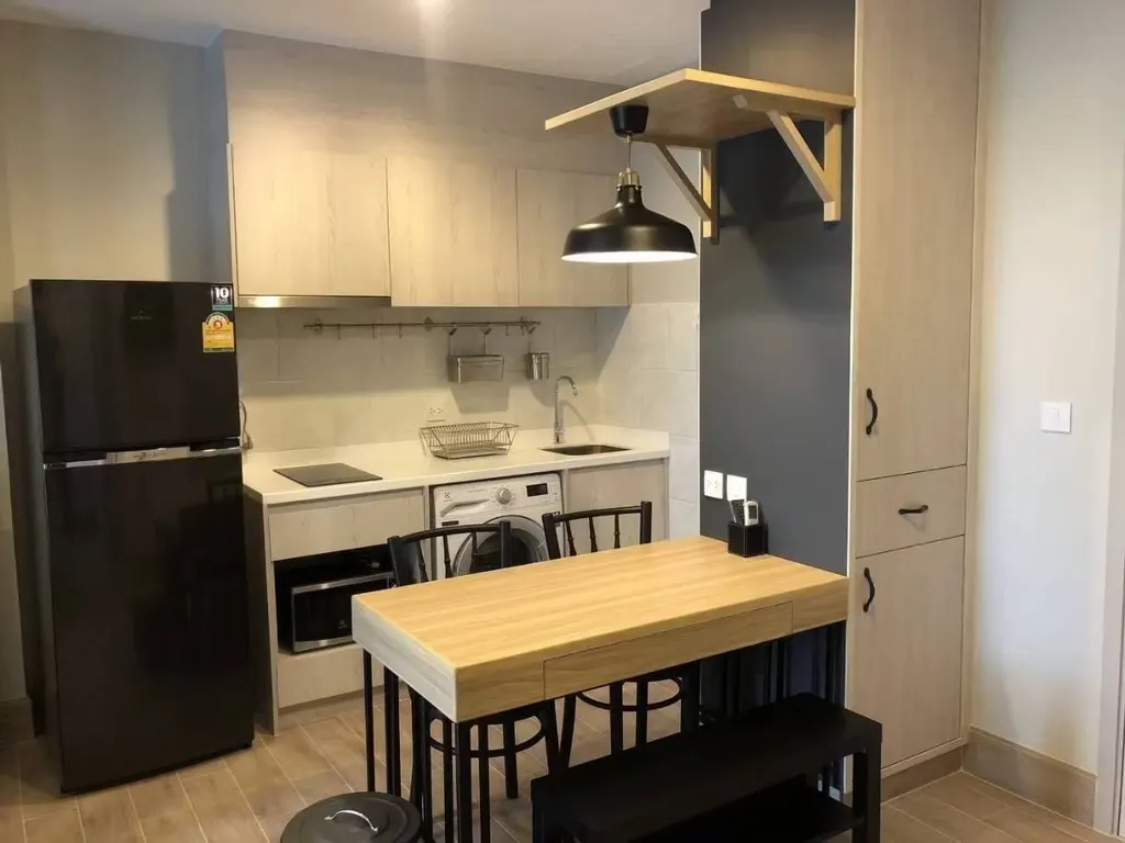 Photo 3 of listing DA-3369332: 1-bedroom condo (38 sq.m.) at Life Sukhumvit 48