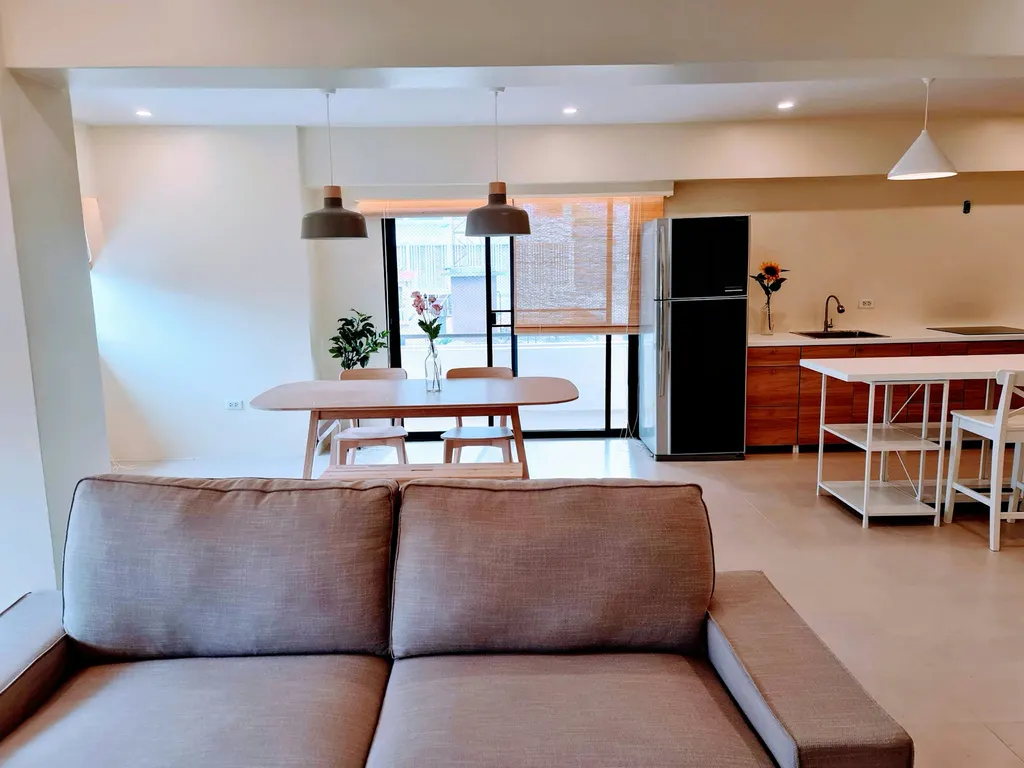 Photo 2 of listing DA-3369333: 3-bedroom condo (140 sq.m.) at Yada Residental Condominium