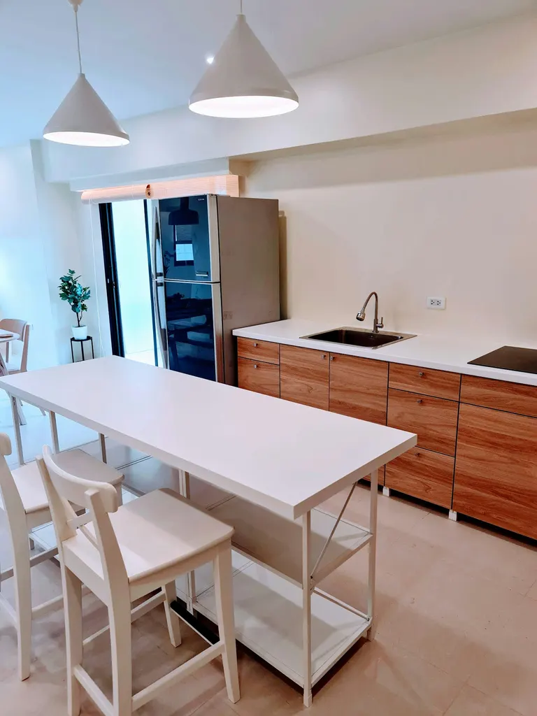 Photo 5 of listing DA-3369333: 3-bedroom condo (140 sq.m.) at Yada Residental Condominium