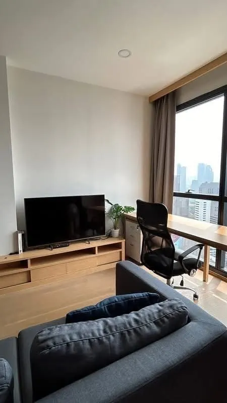 Photo 3 of listing DA-3369442: 1-bedroom condo (32.41 sq.m.) at Ashton Chula Silom