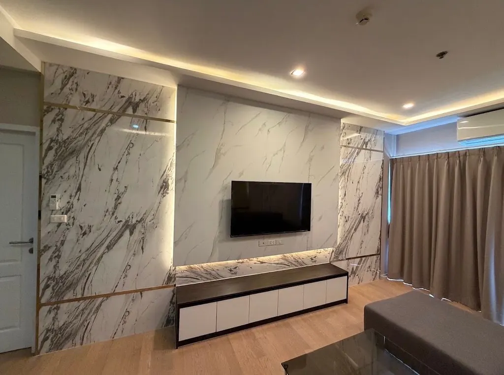 Photo 2 of listing DA-3369449: 1-bedroom condo (50 sq.m.) at Noble Refine Prompong