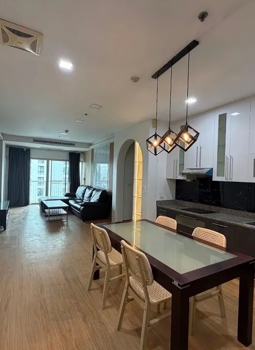 Photo 1 of listing DA-3369506: 2-bedroom condo (105 sq.m.) at Noble Ora
