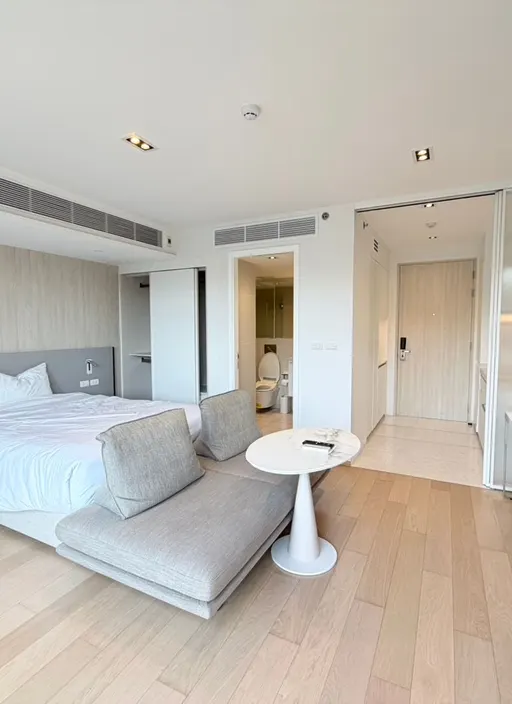Photo 1 of listing DA-3369830: 1-bedroom condo (32 sq.m.) at SCOPE Promsri