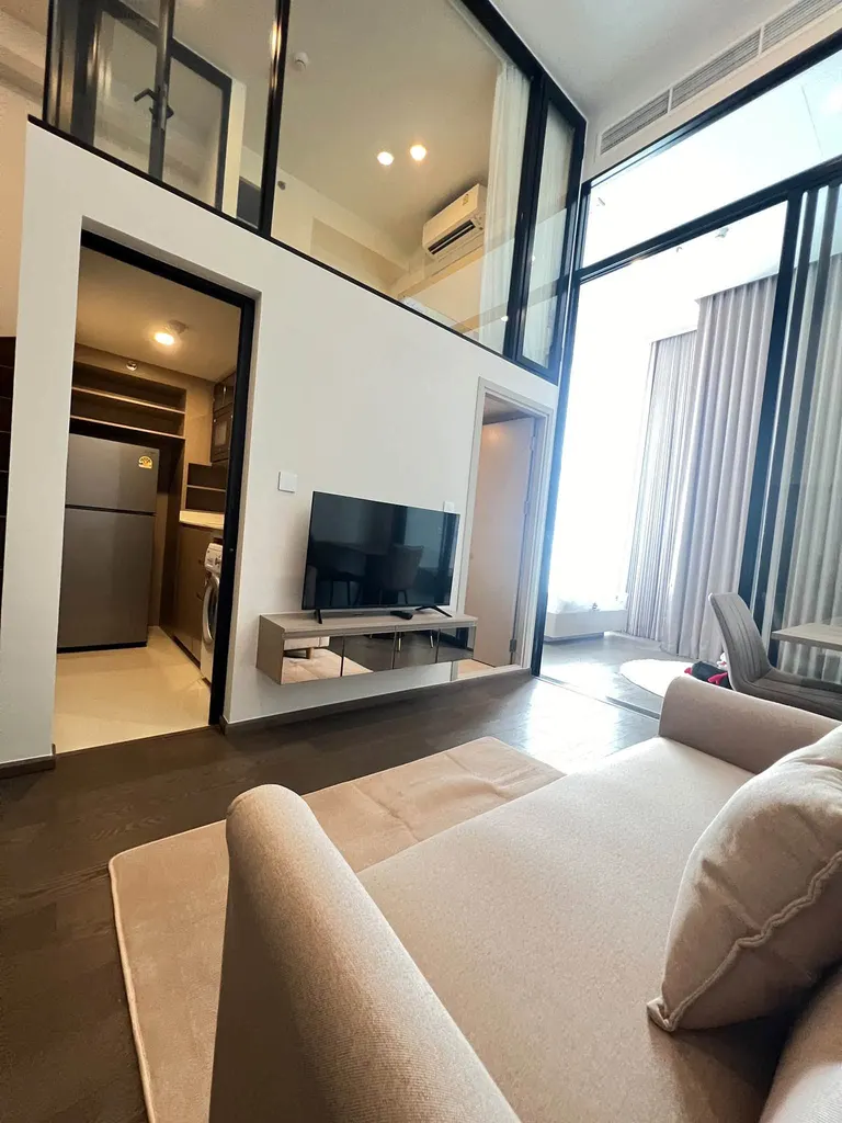 Photo 1 of listing DA-3369912: 2-bedroom condo (35.9 sq.m.) at Park Origin Ratchathewi
