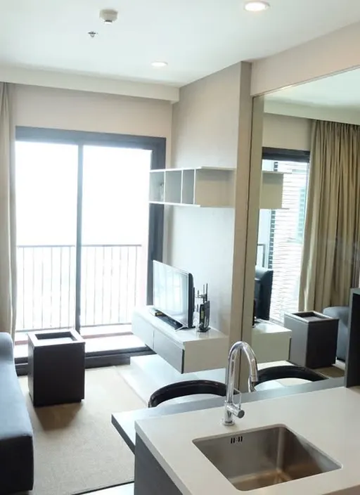 Photo 1 of listing DA-3369978: 1-bedroom condo (30 sq.m.) at Wyne By Sansiri