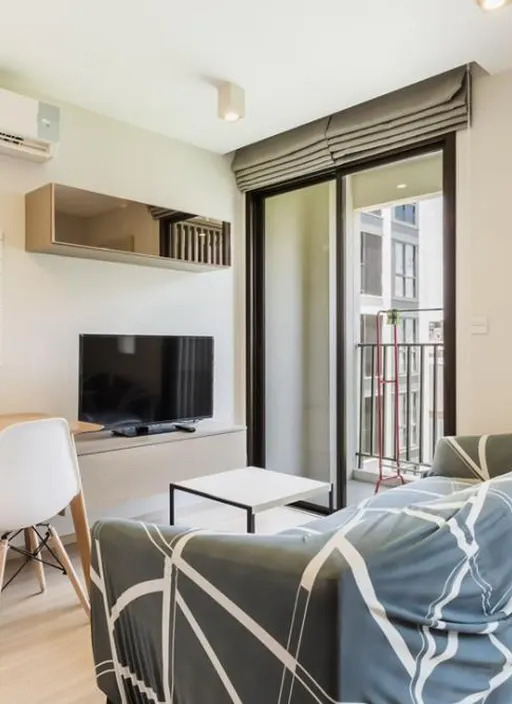 Photo 1 of listing DA-3369980: 1-bedroom condo (27.5 sq.m.) at Maestro 12 Ratchathewi
