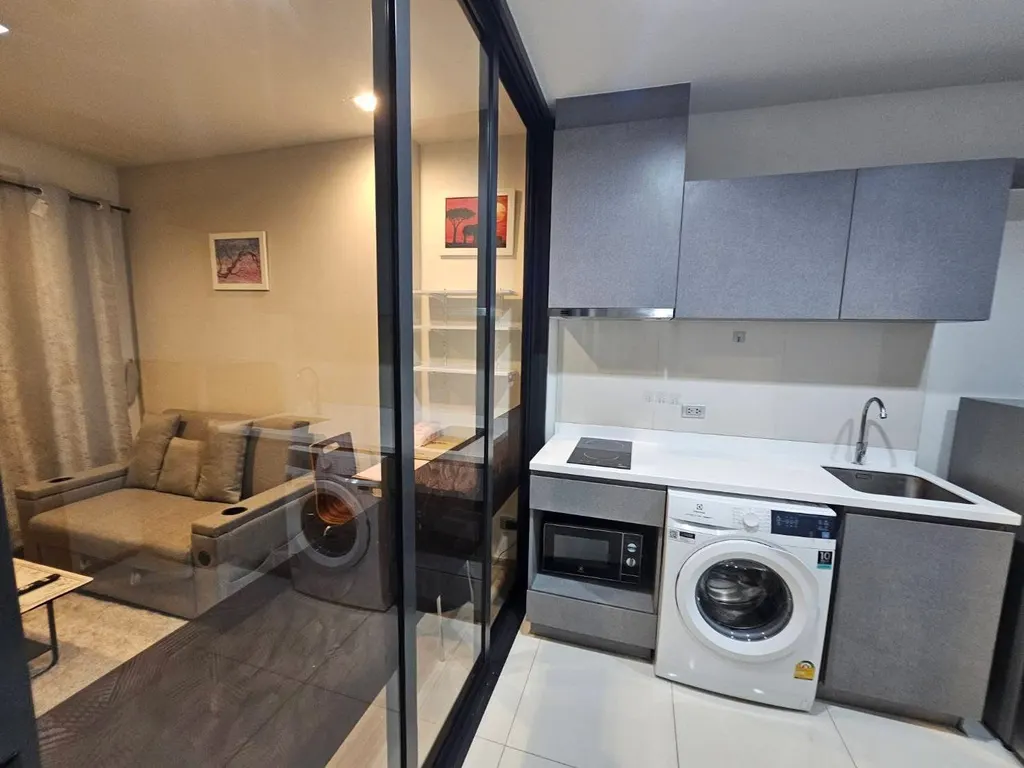 Photo 5 of listing DA-3370138: 1-bedroom condo (33 sq.m.) at Life Asoke Hype