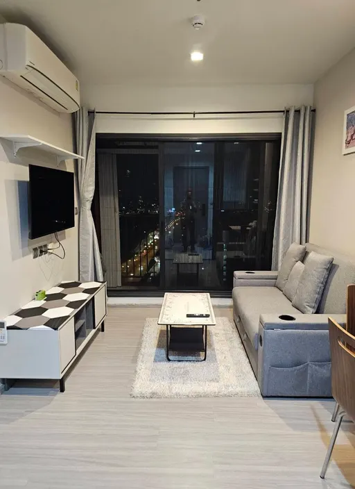 Photo 1 of listing DA-3370138: 1-bedroom condo (33 sq.m.) at Life Asoke Hype