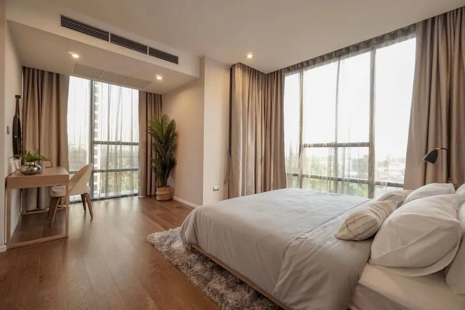 Photo 5 of listing DA-3370224: 2-bedroom condo (115 sq.m.) at The Bangkok Sathorn