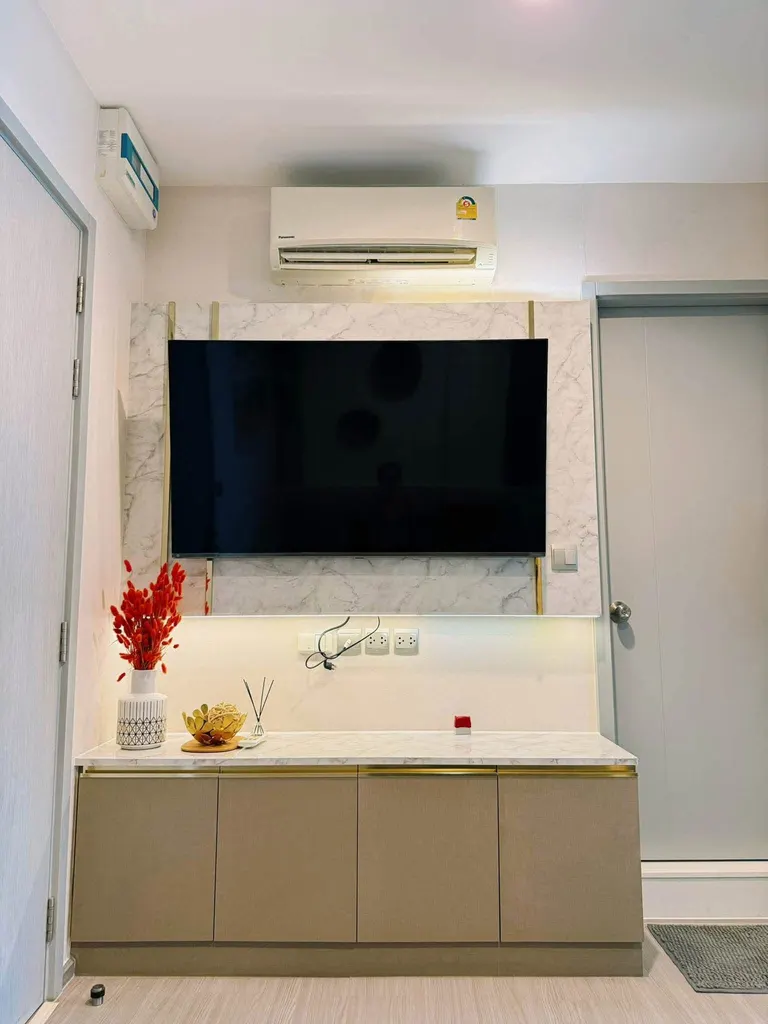Photo 6 of listing DA-3371437: 1-bedroom condo (30 sq.m.) at Life Sukhumvit 62