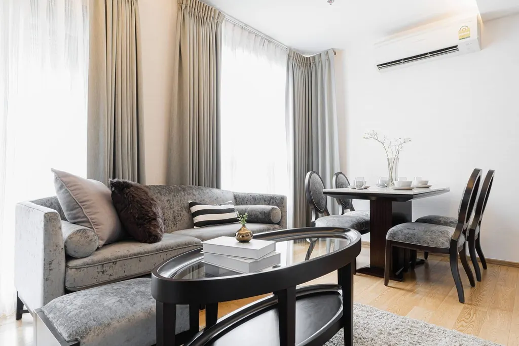 Photo 1 of listing DA-3371557: 2-bedroom condo (60 sq.m.) at H Sukhumvit 43