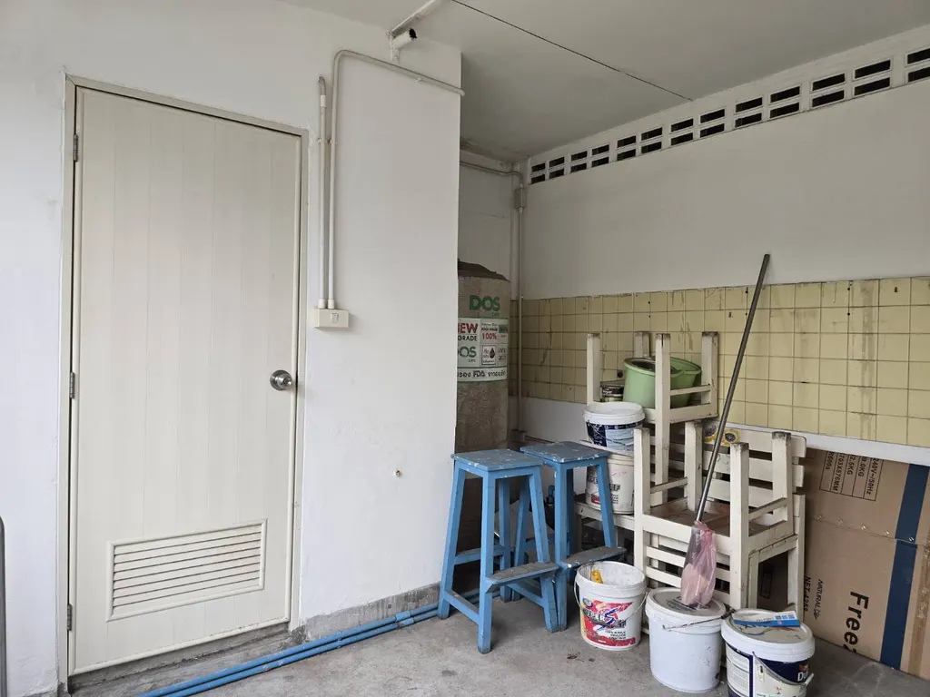 Photo 14 of listing DA-3371704: commercial building (shophouse) (168 sq.m.)