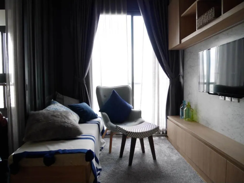 Photo 2 of listing DA-3371706: 1-bedroom condo (33 sq.m.) at M Jatujak